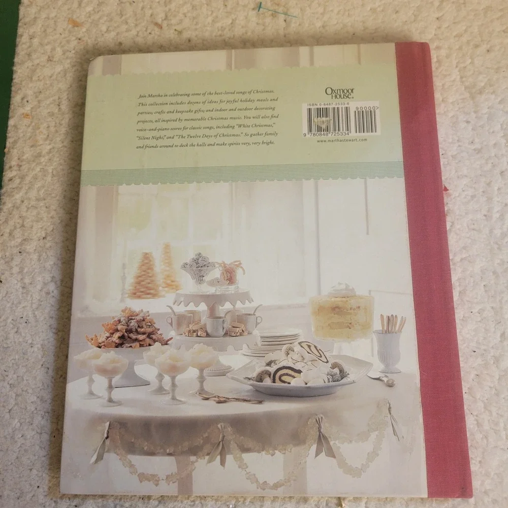 Martha Stewart Classic Crafts and Recipes Christmas Book OS Green Good Holiday